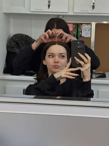 Dove Cameron