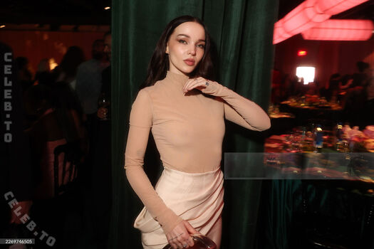 Full leaked Dove cameron private photo