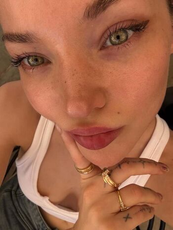 Full leaked Dove cameron private photo
