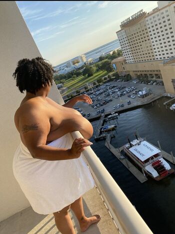 Full leaked Dreamyjuggz private photo