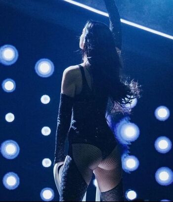 Full leaked Dua lipa private photo