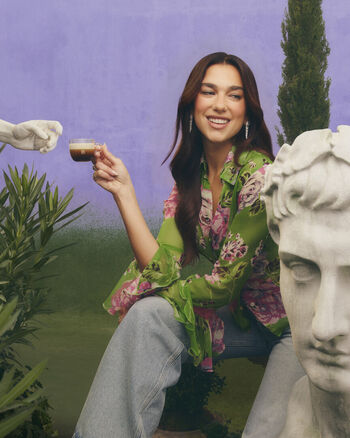 Full leaked Dua lipa private photo