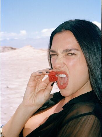 Full leaked Dua lipa page private photo
