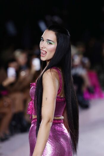 Full leaked Dua lipa private photo