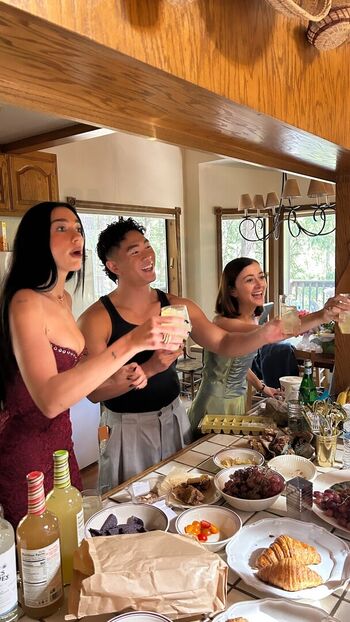 Dua Lipa