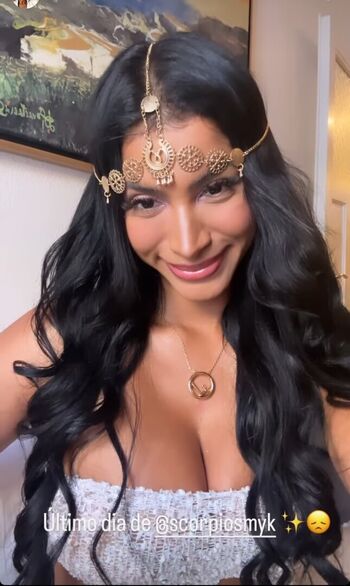 Full leaked Dubai escort private photo