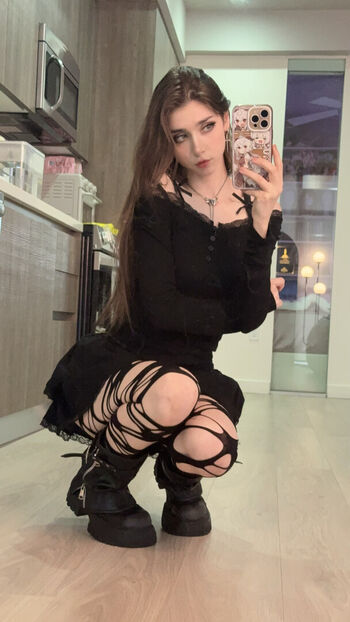 Full leaked Duckie cos  page private photo