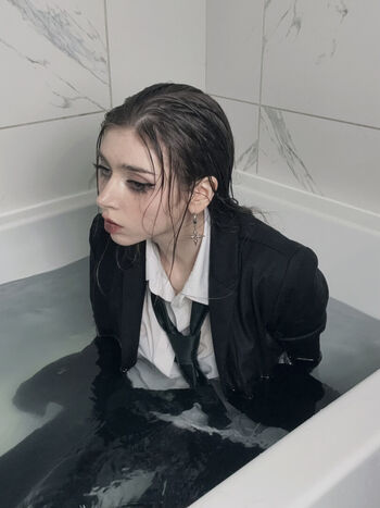 Full leaked Duckie cos page private photo