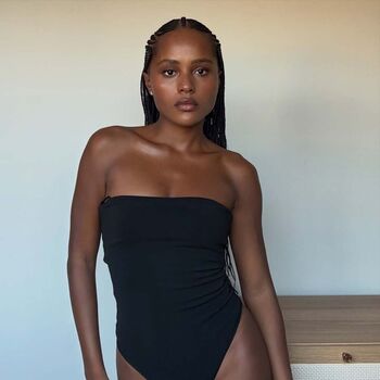 Full leaked Duda santos private photo