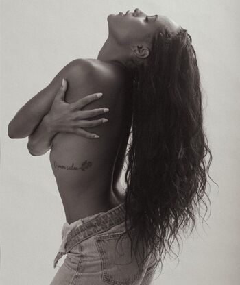 Full leaked Duda santos private photo