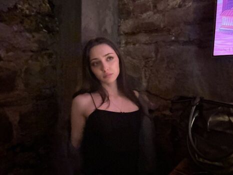 Full leaked Duhmne private photo