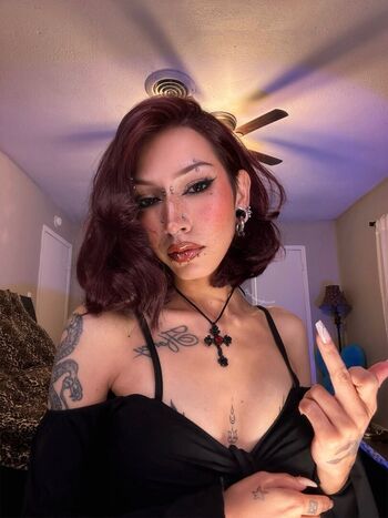 Full leaked Dumbdaisy private photo