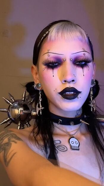 Full leaked Dumbdaisy private photo