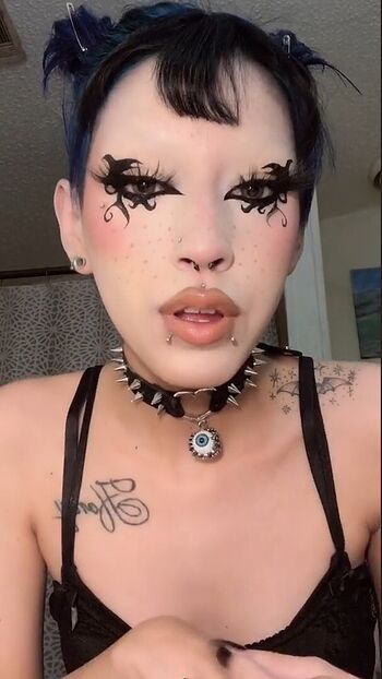 Full leaked Dumbdaisy private photo