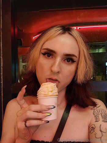 Full leaked Dusti bunni private photo