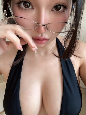 Full leaked Duyenn hipp  page private photo