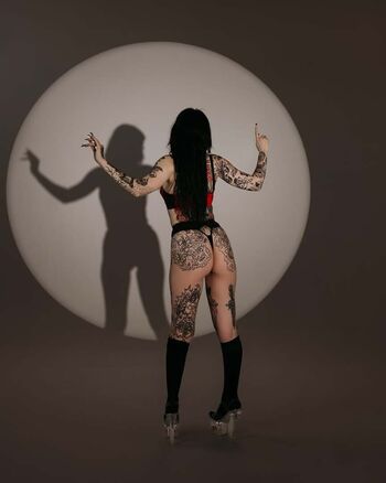 Full leaked Dwella private photo