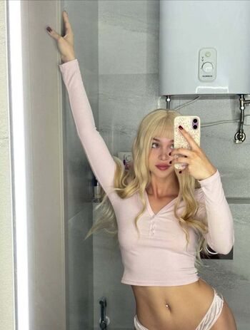 Full leaked E cutiee private photo