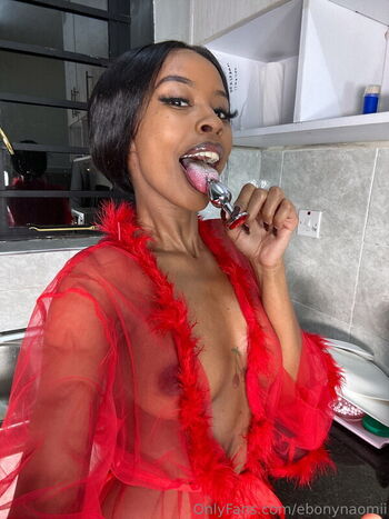 Full leaked Ebonynaomii private photo