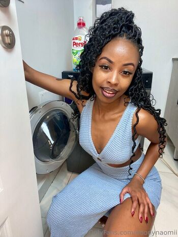 Full leaked Ebonynaomii private photo