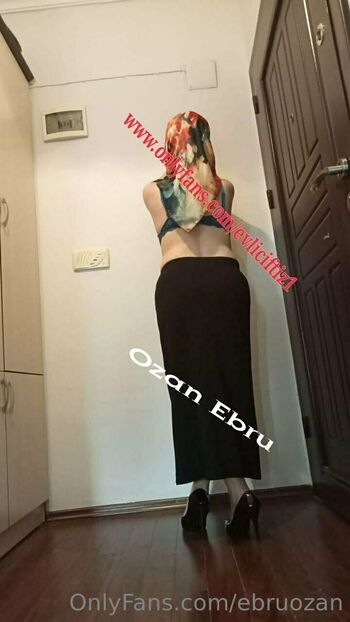 Full leaked Ebruozan private photo