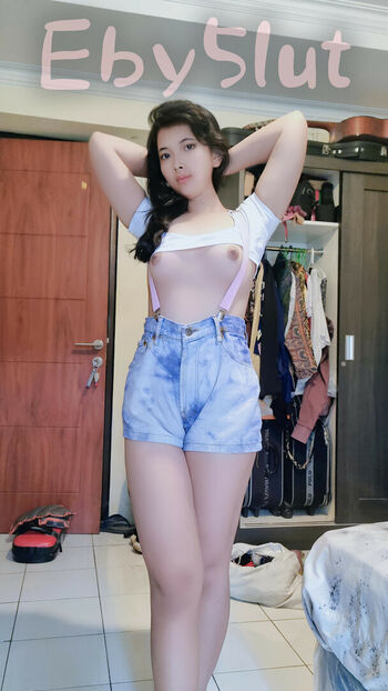 Full leaked Eby sarasvati private photo