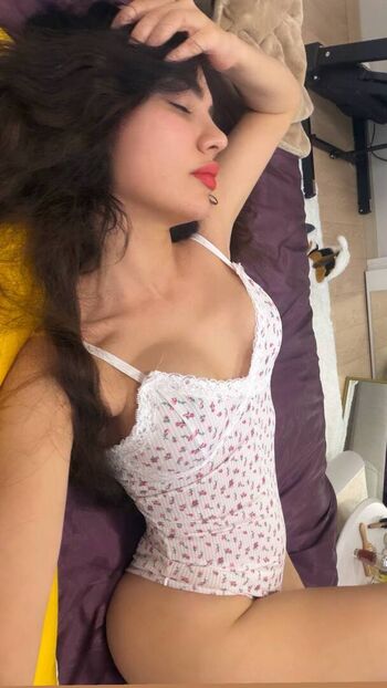 Full leaked Ece ronay private photo
