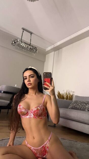 Full leaked Ece ronay private photo