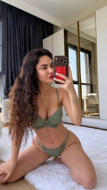 Full leaked Ece ronay private photo