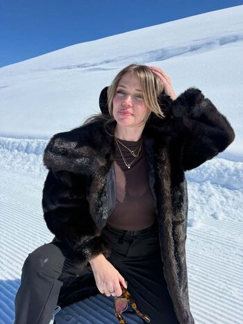 Full leaked Ecem karavus private photo