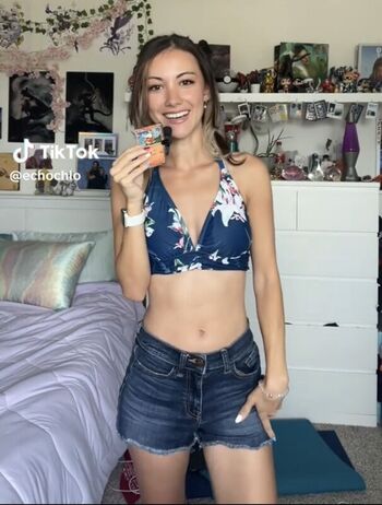 Full leaked Echochlo private photo