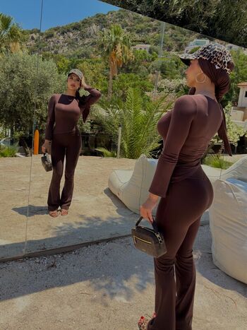 Full leaked Edatastan private photo