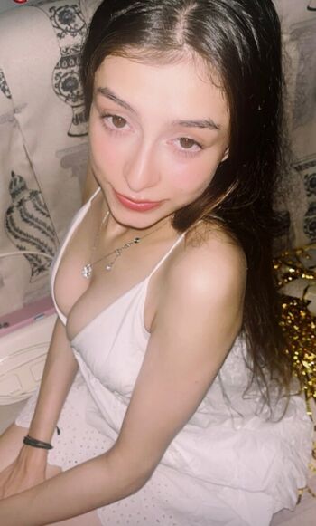 Full leaked Eden arya private photo