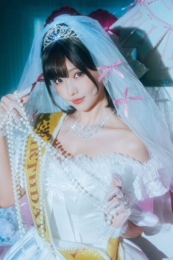 Full leaked Eeelyeee page private photo