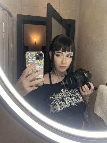 Full leaked Efcevie private photo