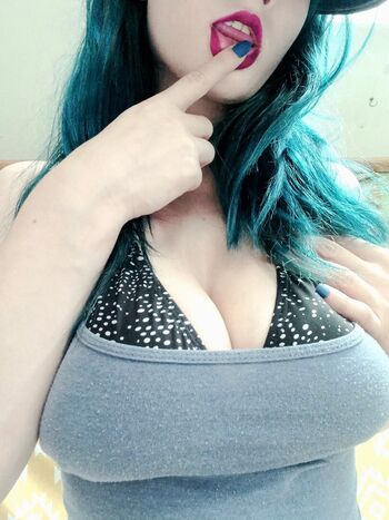 Full leaked Effy green page private photo