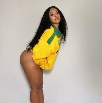 Full leaked Egirljuls private photo