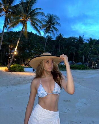Full leaked Eileen gu page private photo