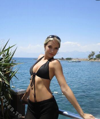 Full leaked Einmarlenchen private photo