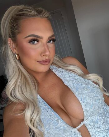 Full leaked El rowlandsxx private photo