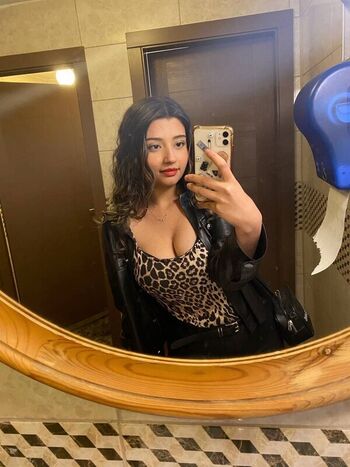 Full leaked Ela kavak page private photo