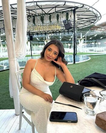Full leaked Ela kavak private photo