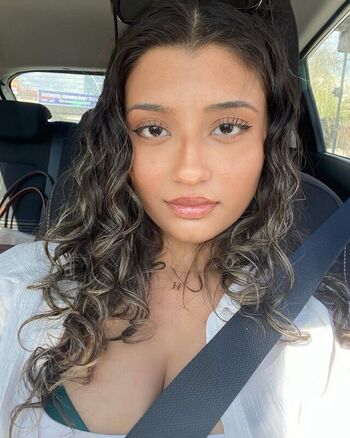 Full leaked Ela kavak private photo