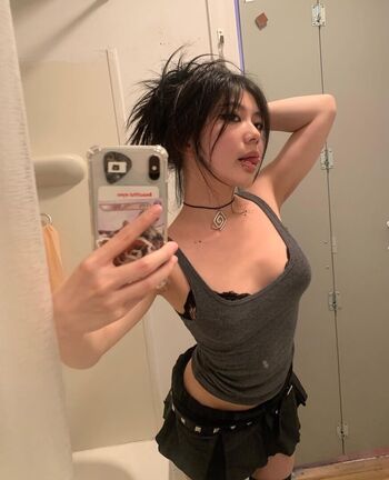 Full leaked Elainedmin private photo