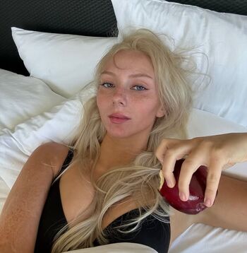 Full leaked Elanamaii private photo