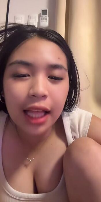 Full leaked Elara lyyy page private photo