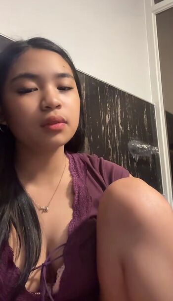 Full leaked Elara lyyy page private photo