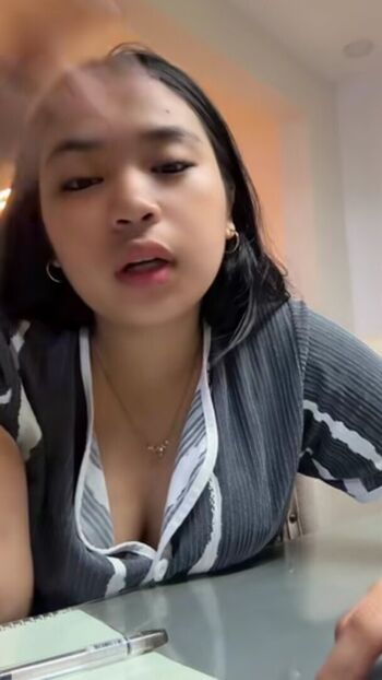 Full leaked Elara lyyy page private photo