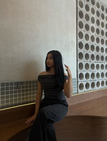 Full leaked Elara lyyy page private photo