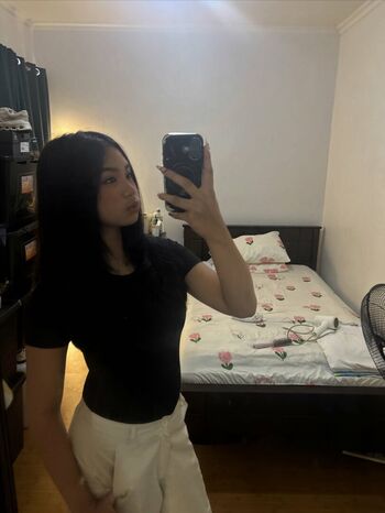 Full leaked Elara lyyy page private photo